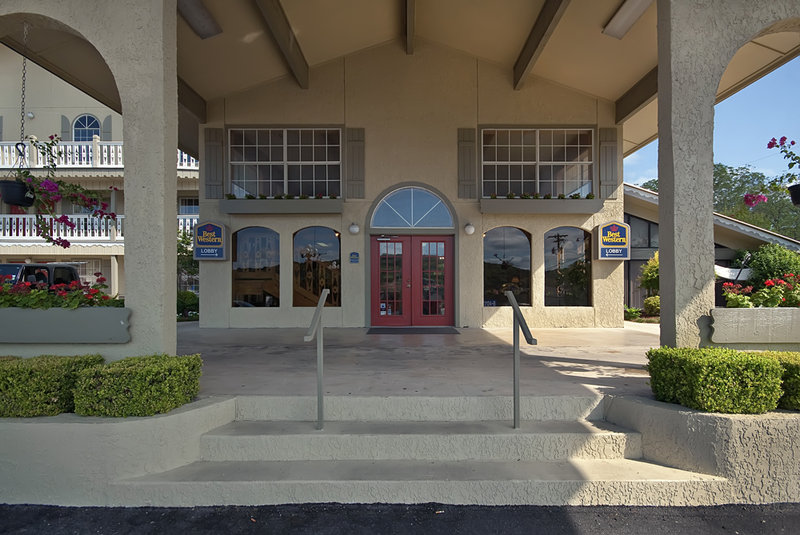 Best Western Sunday House Inn 3/30
