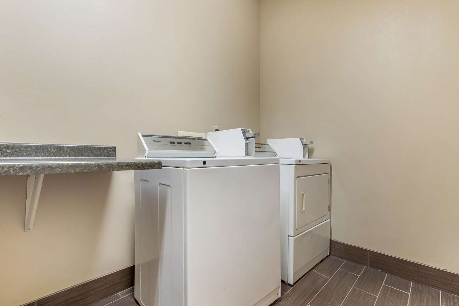 Comfort Inn & Suites Grinnell near I-80 31/32