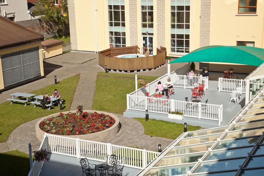 Clybaun Hotel & Leisure Centre 58/69