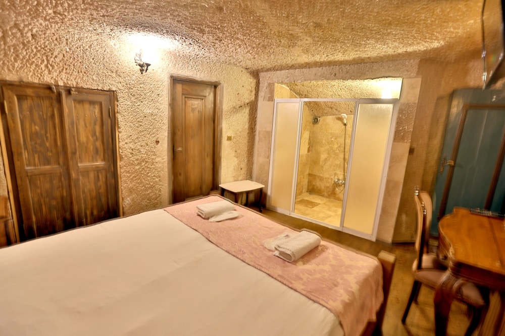 Kardesler Cave Hotel 23/48