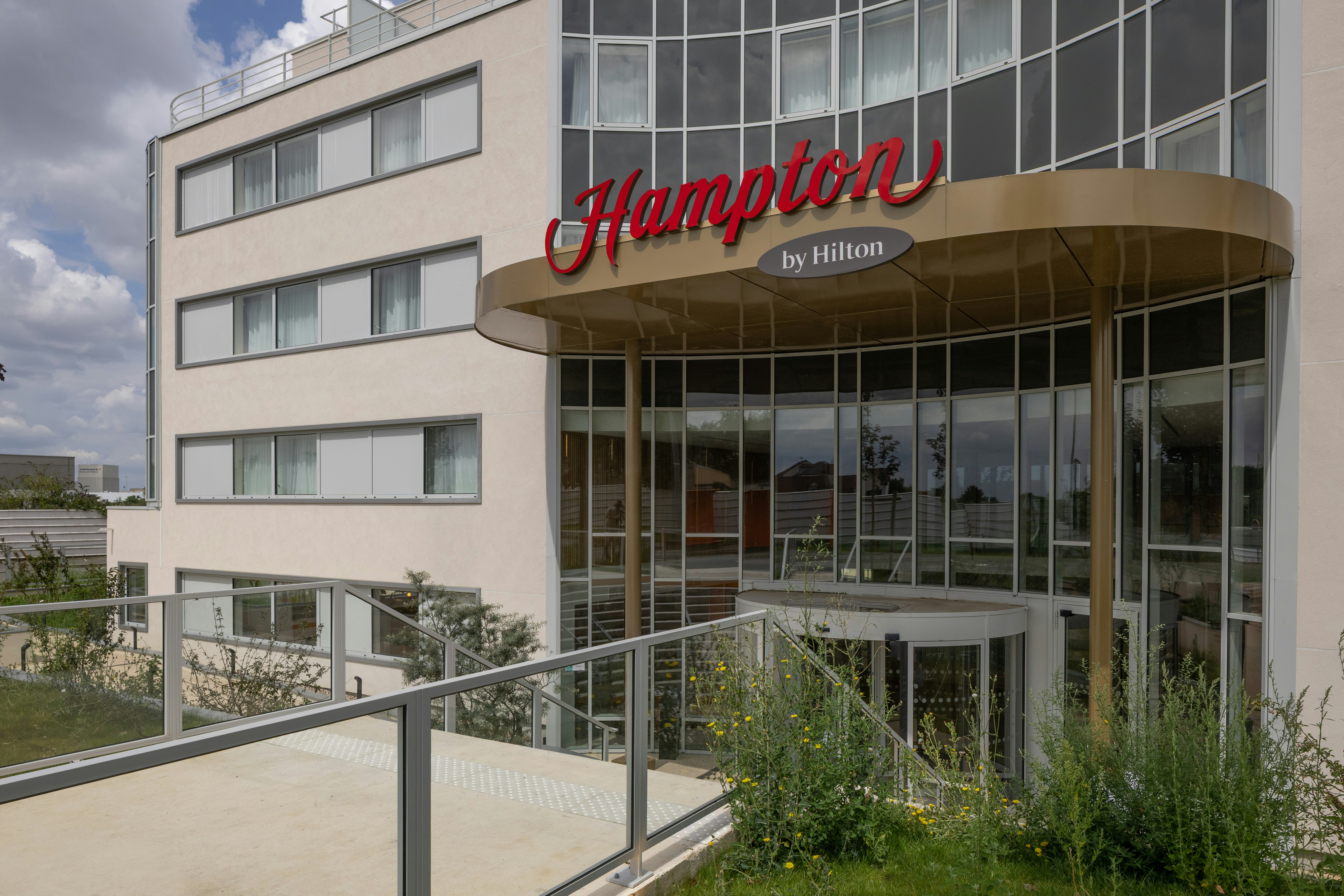 Hampton by Hilton Paris Charles de Gaulle Airport 8/49