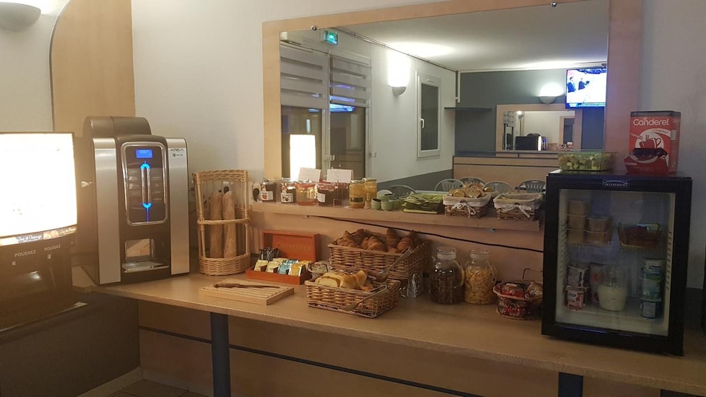 HOTEL AKENA CITY CLERMONT L'HERAULT 14/25