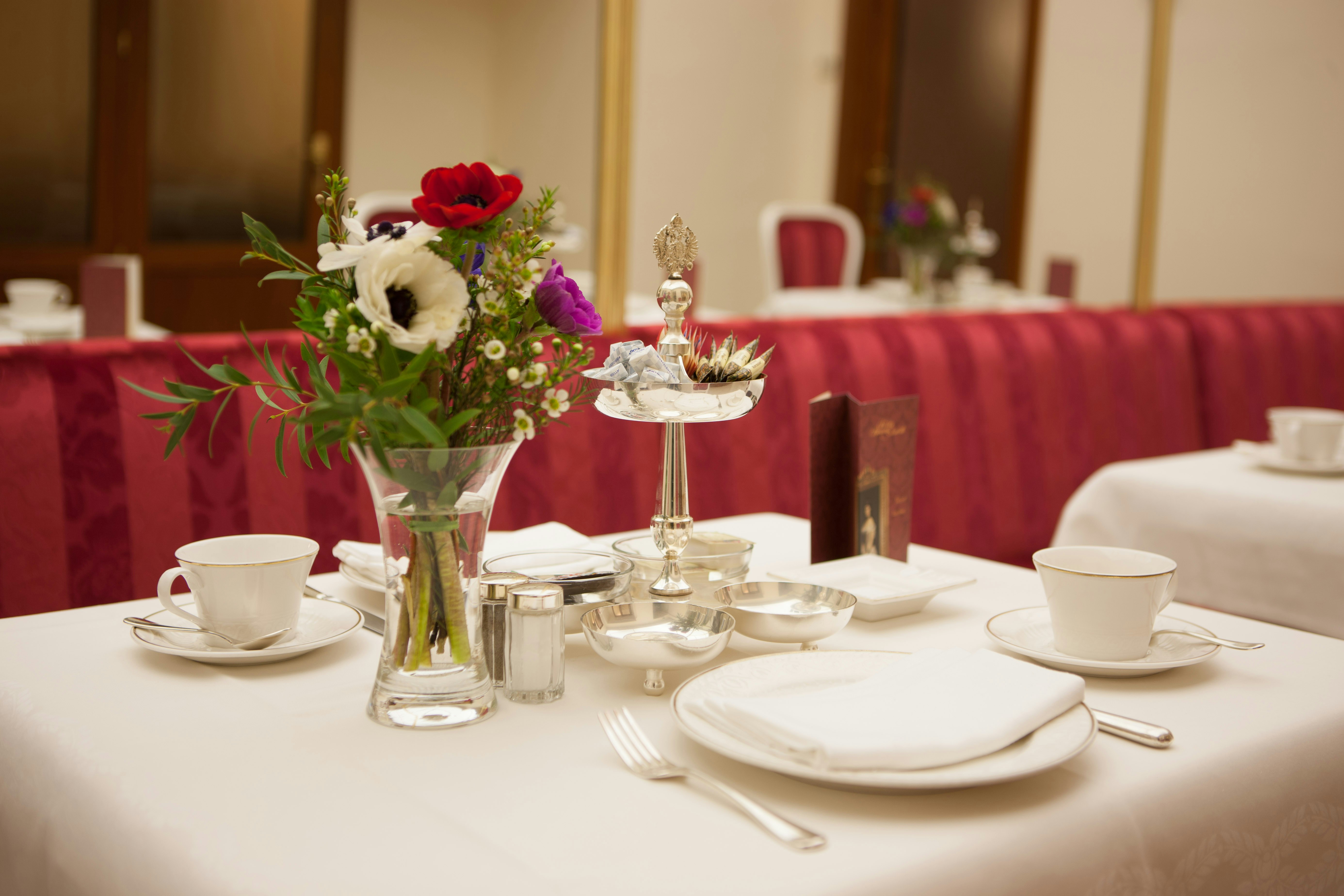TOP CityLine Hotel Kaiserin Elisabeth 43/48