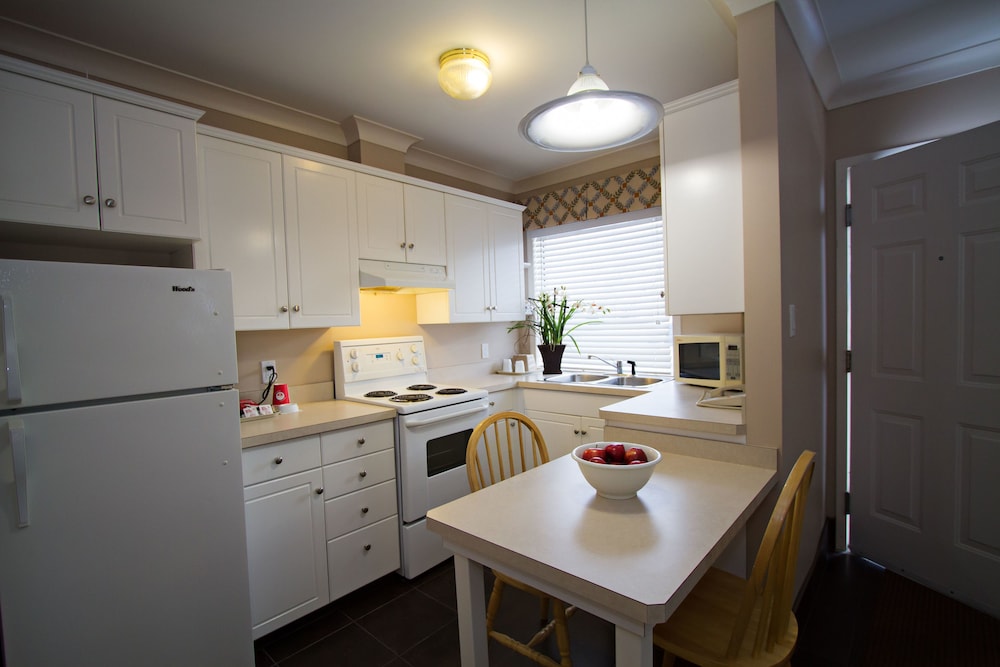 Glenwood Inn & Suites 38/50
