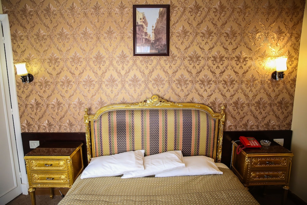 St George Hotel Cairo 34/72