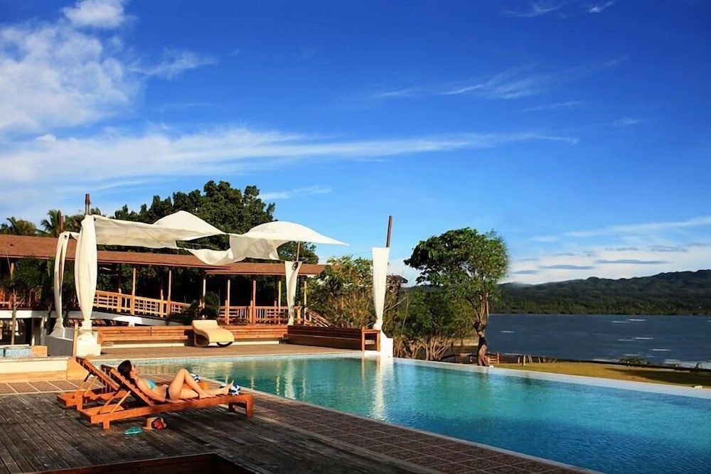 Boffo Resort 4/30