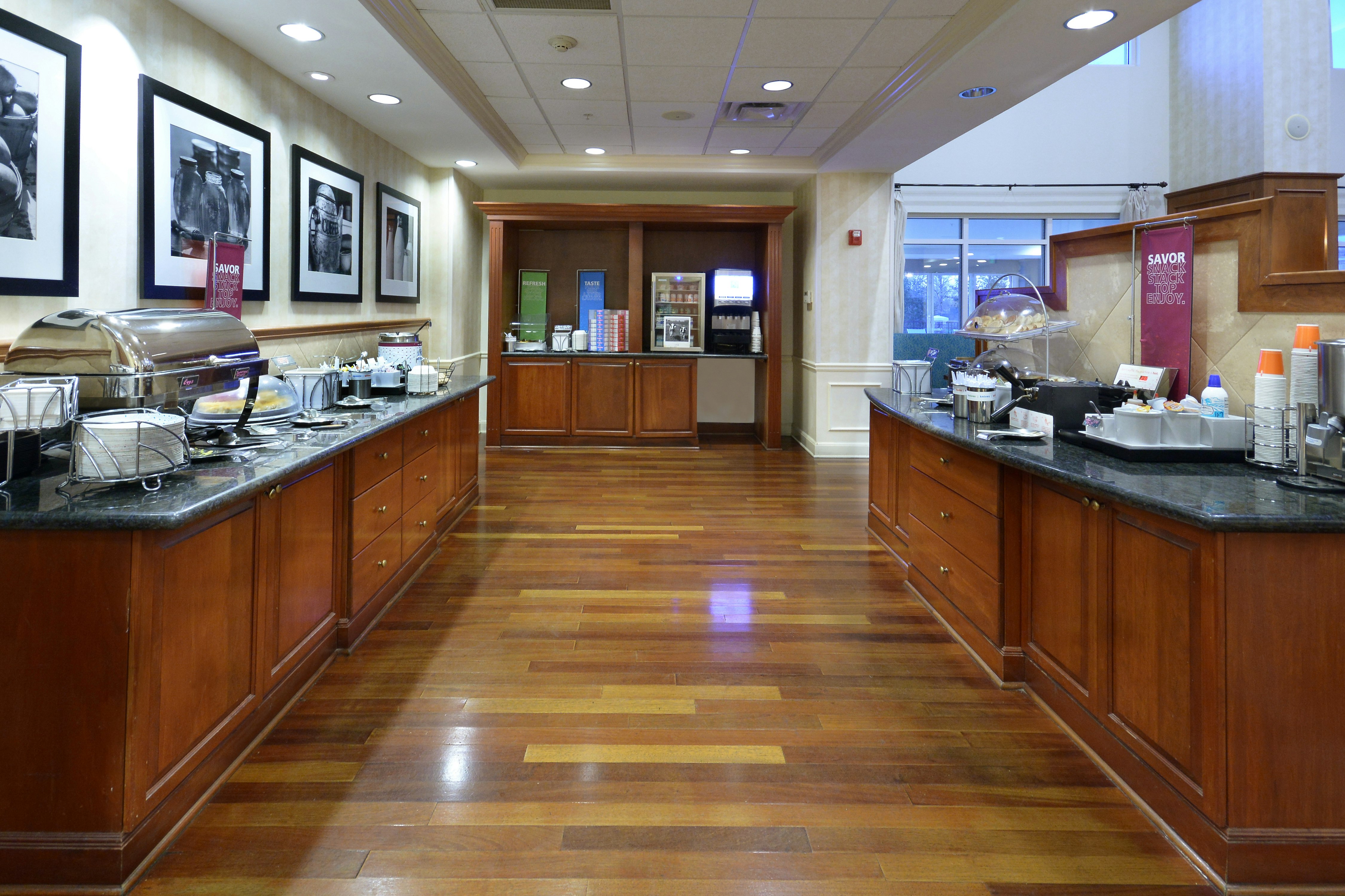 Hampton Inn & Suites Clinton - I-26 6/38