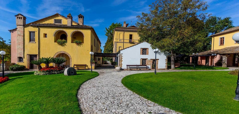 Corte dei Tini 38/50