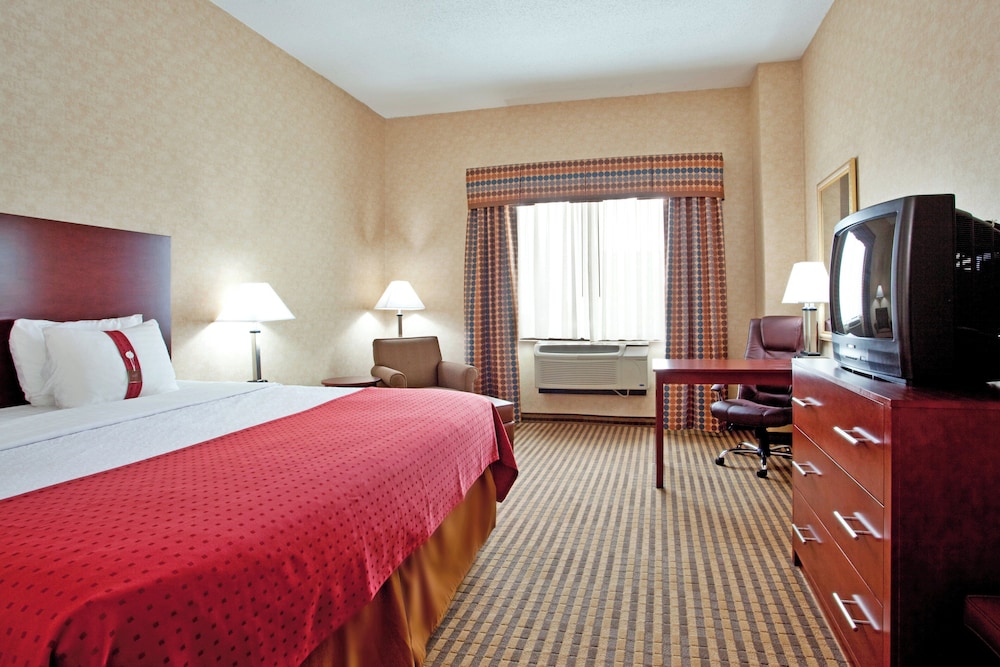 Lynchburg Grand Hotel 19/50