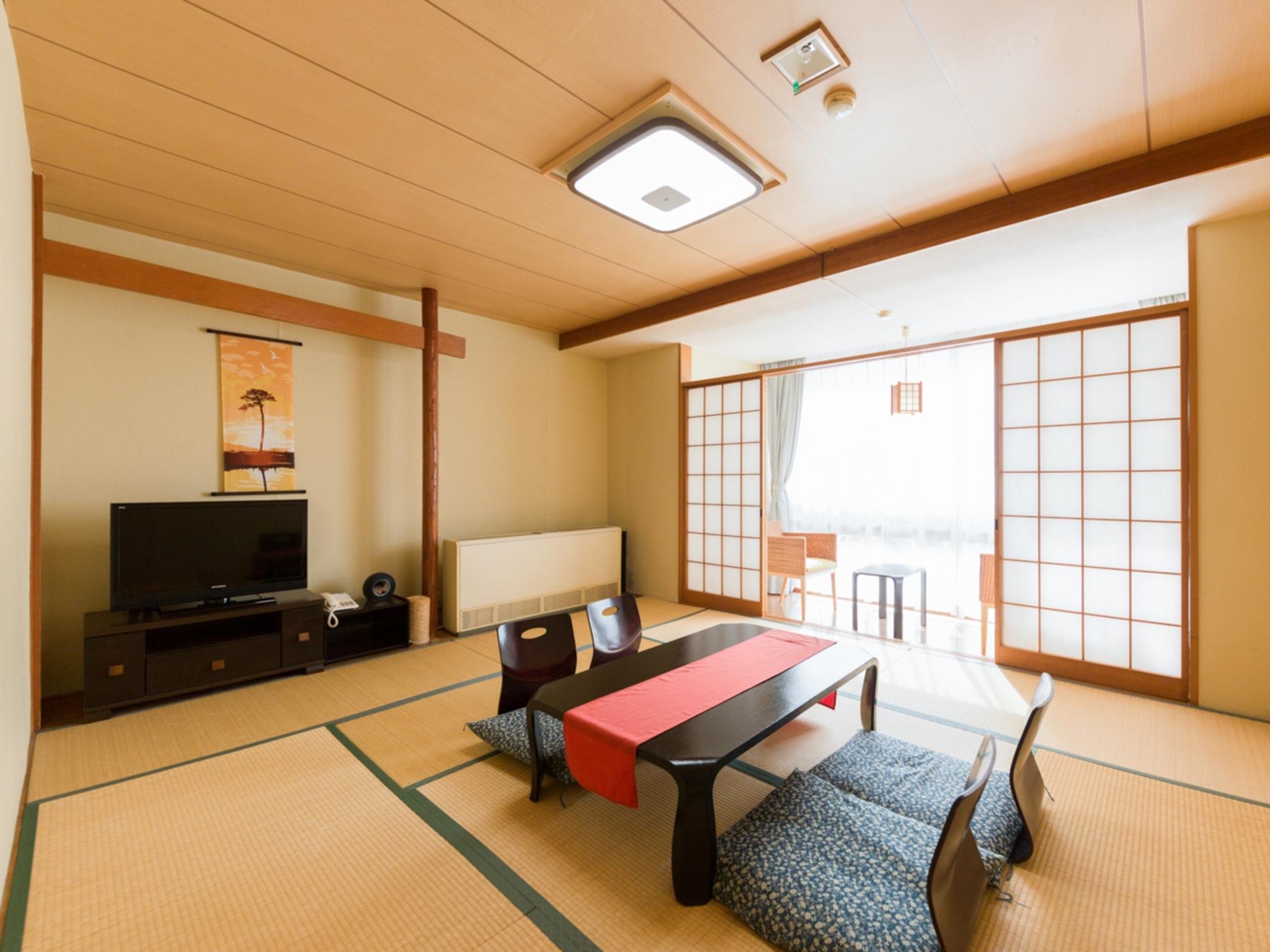 Livemax Resort Kawaji 28/34