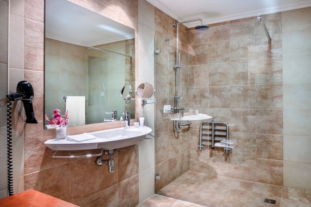 AC Hotel Carlton Madrid by Marriott 15/31