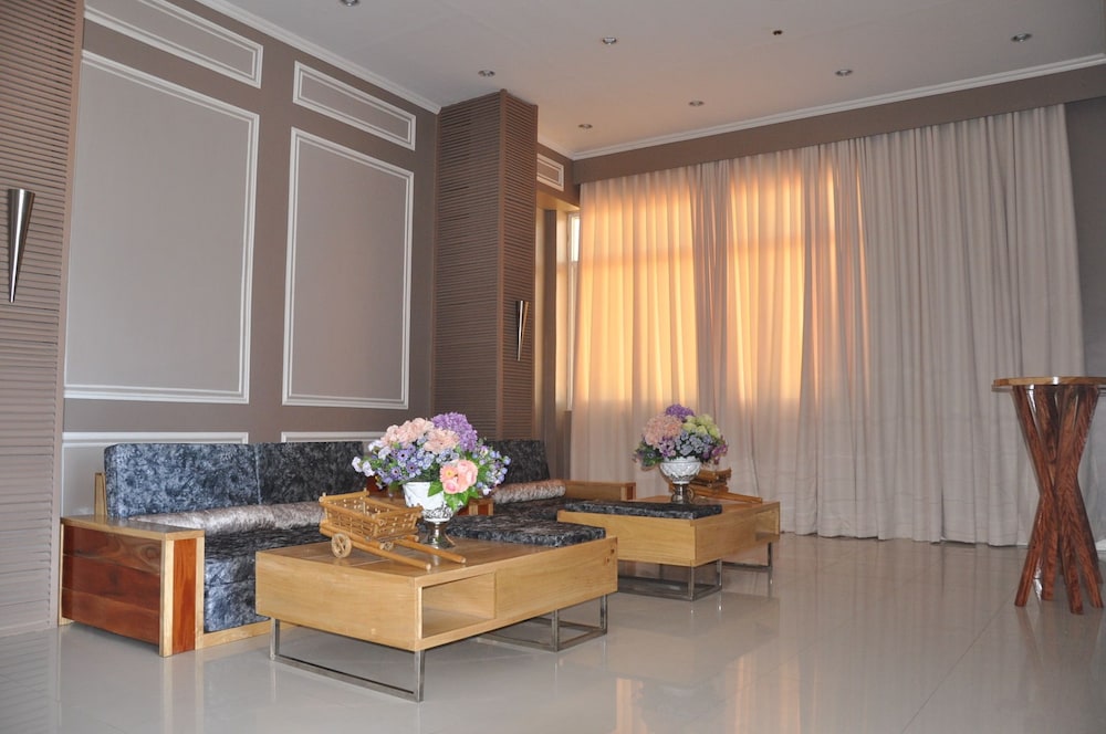Hotel Lapira 49/61