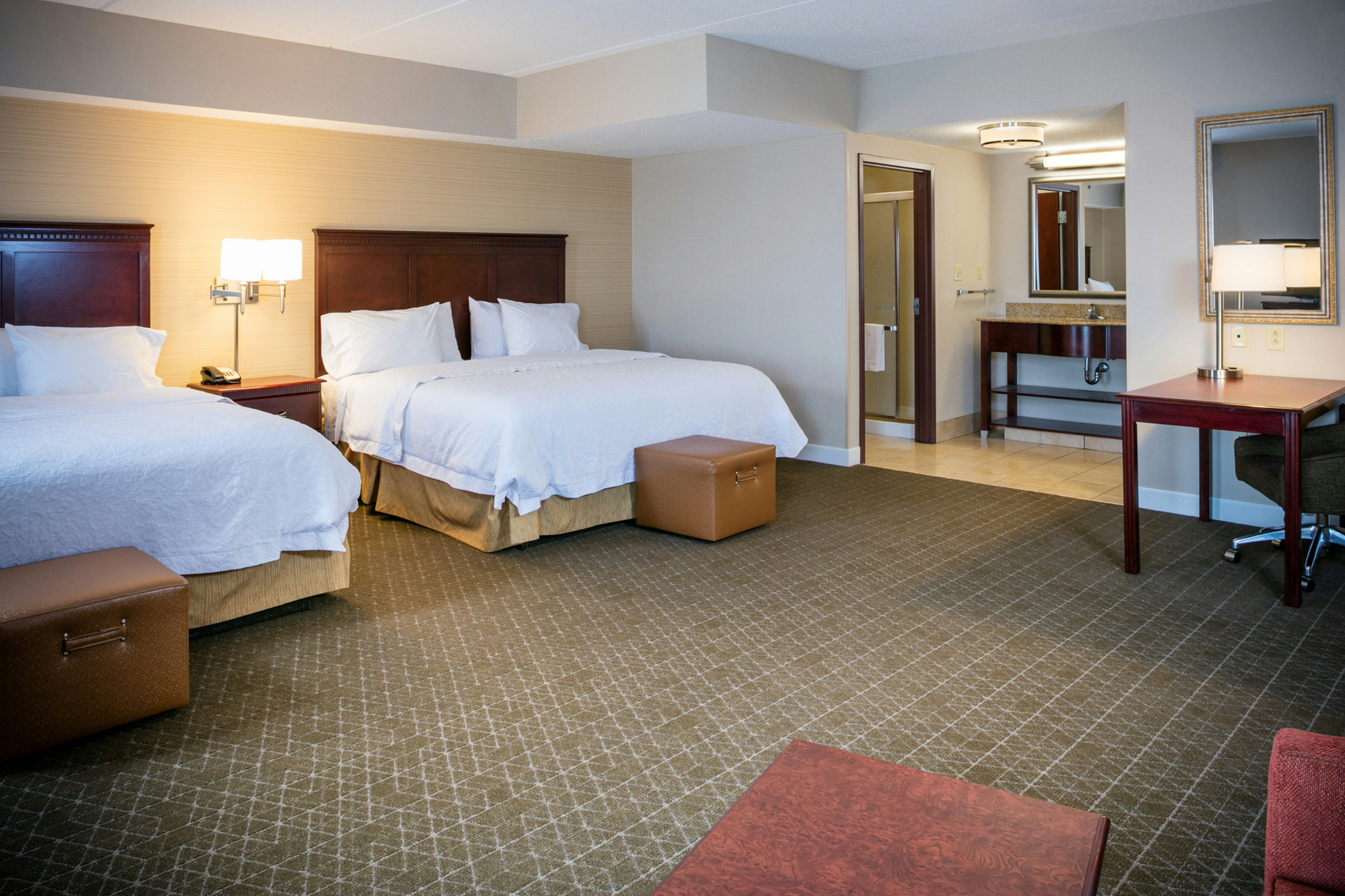 Hampton Inn & Suites Toledo-Perrysburg 16/50