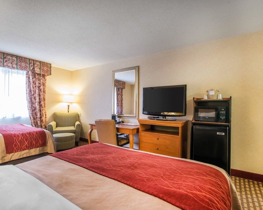 Quality Inn Ashland, NH 8/33