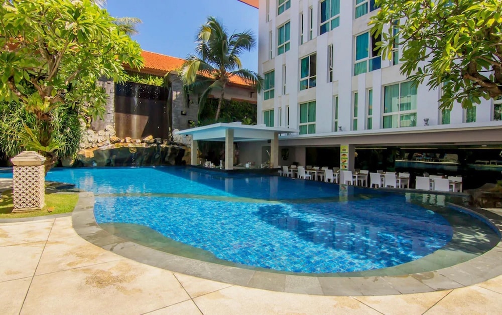 BINTANG KUTA HOTEL 8/61