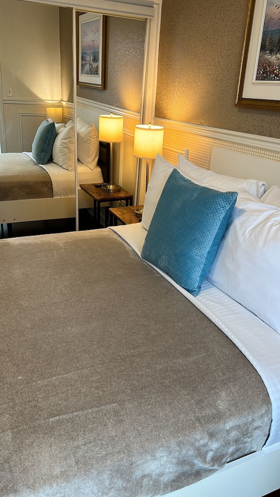 جناح بسرير كوين مع أريكة، Parc Suites Hotel 5/10