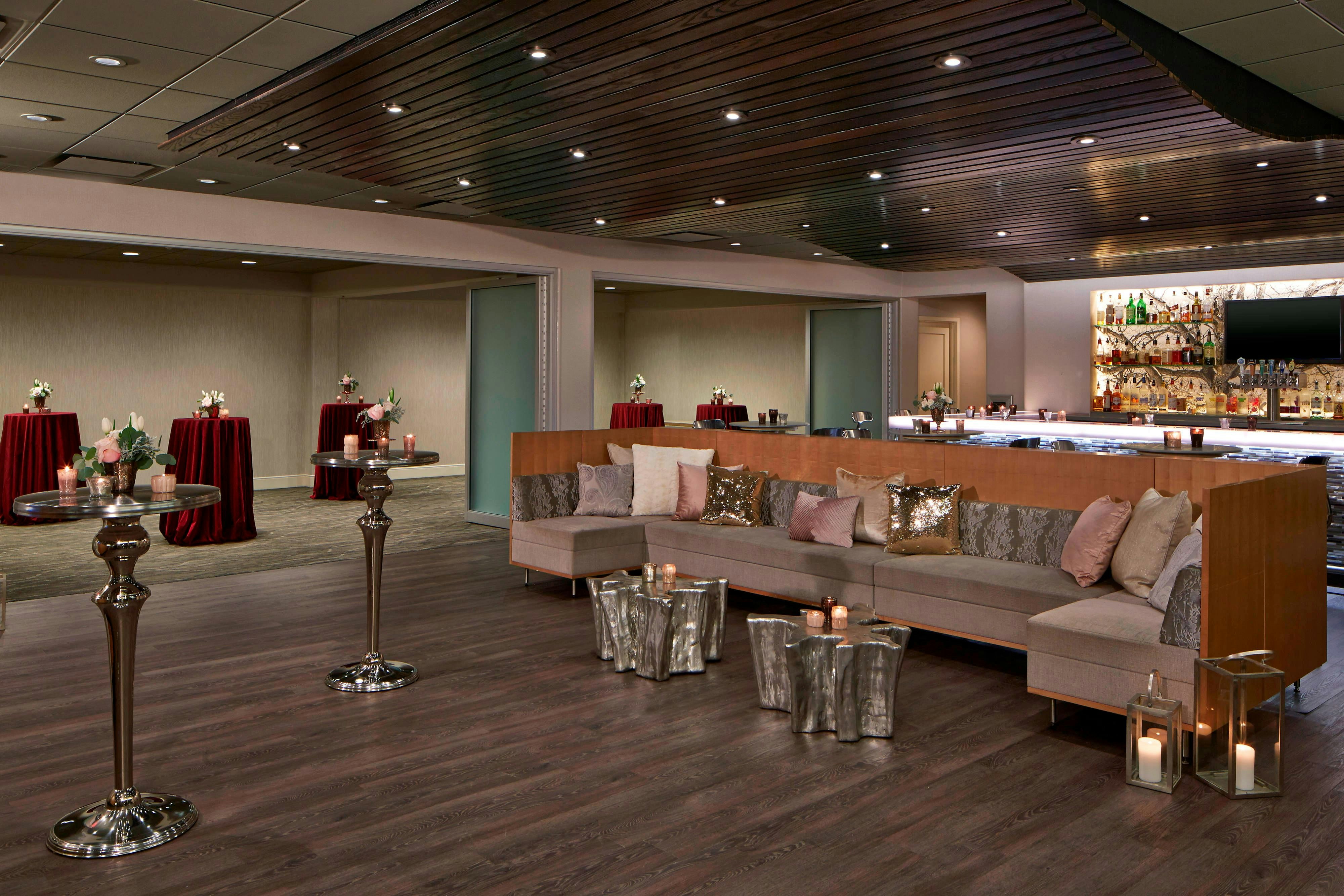 Rochester Airport Marriott 38/55