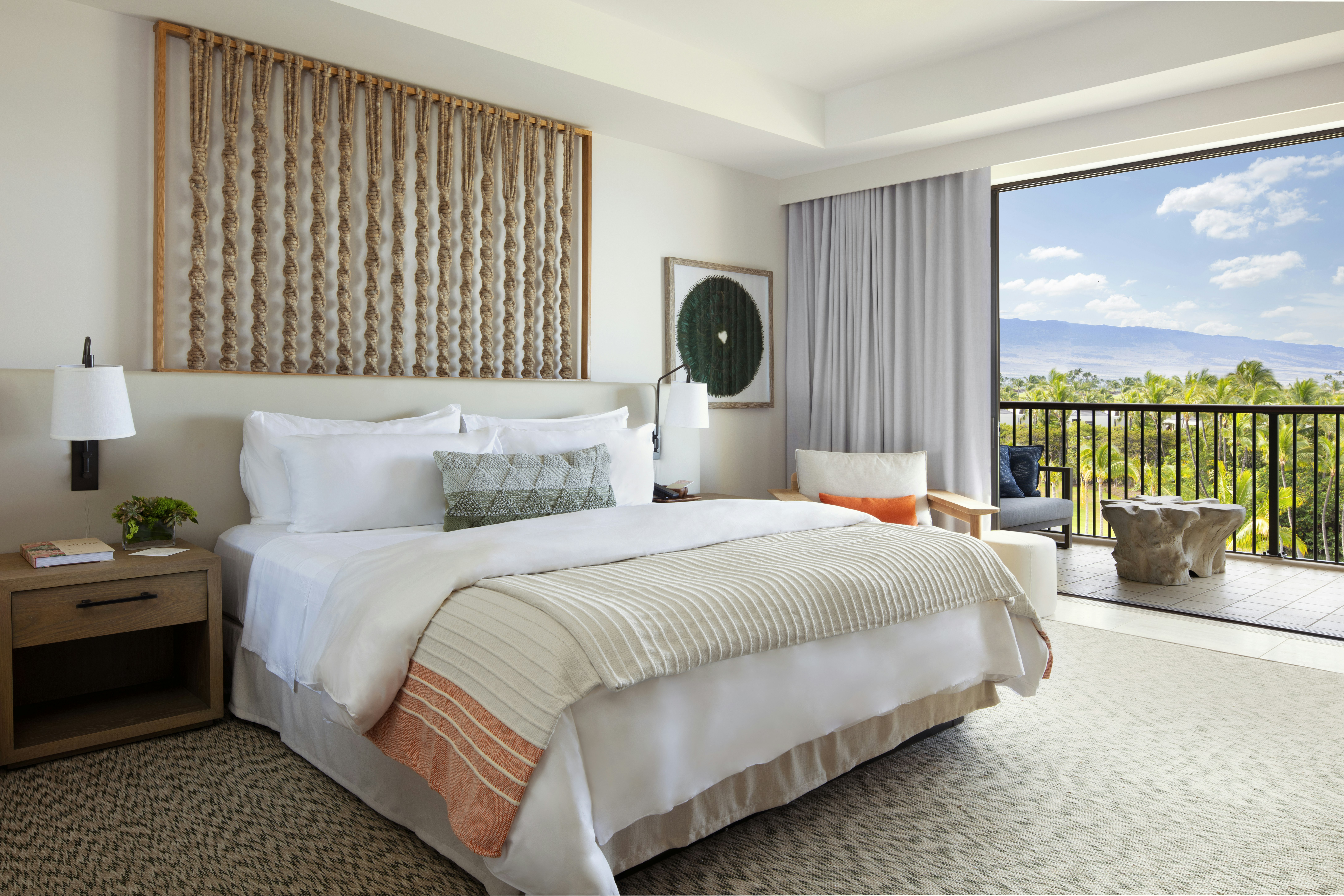 جناح بإطلالة على البحر لذوي الإعاقة