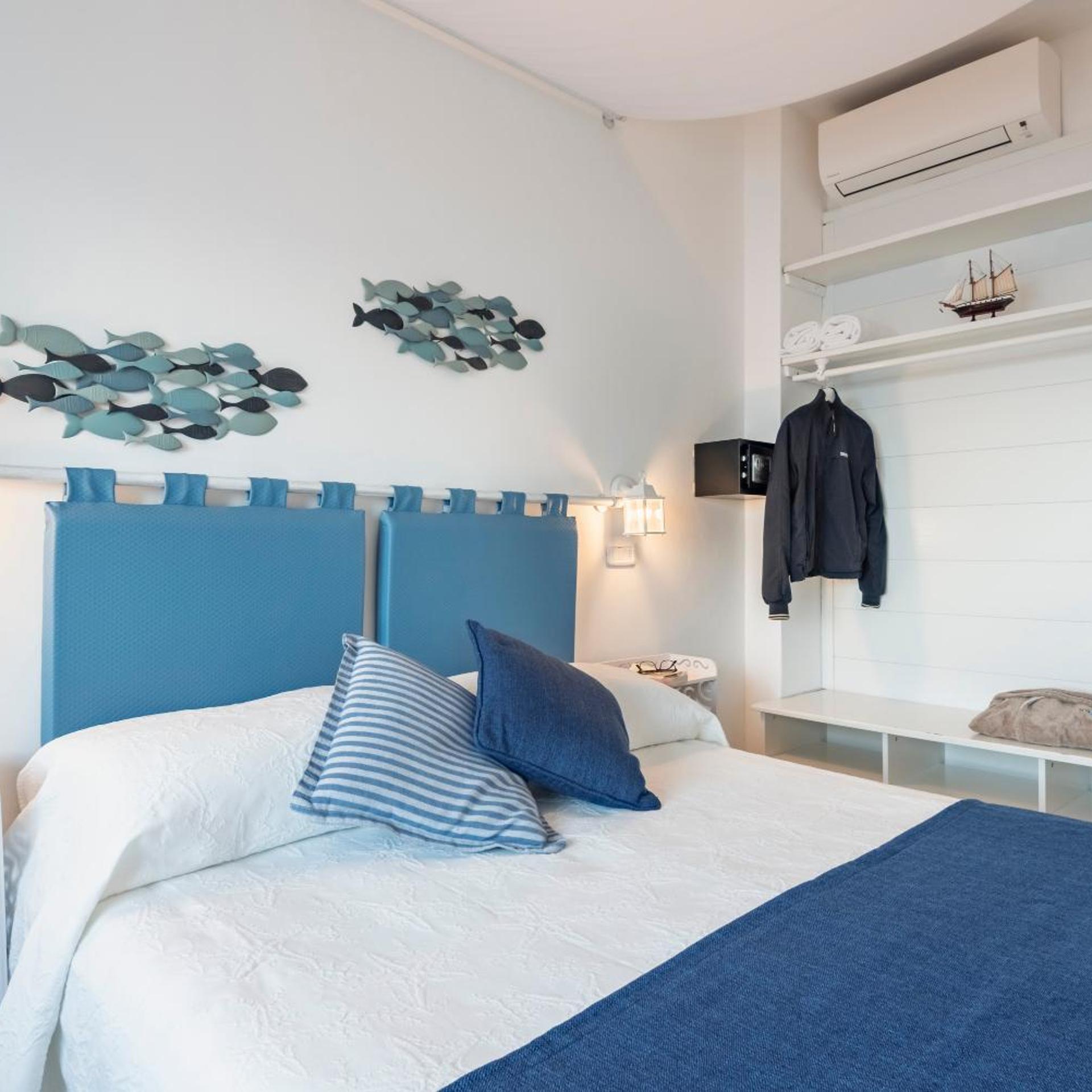 Superior, King Bed, Sea View