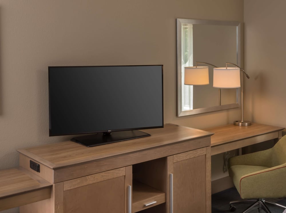 Hampton Inn Suites Asheville Biltmore Village 46/58