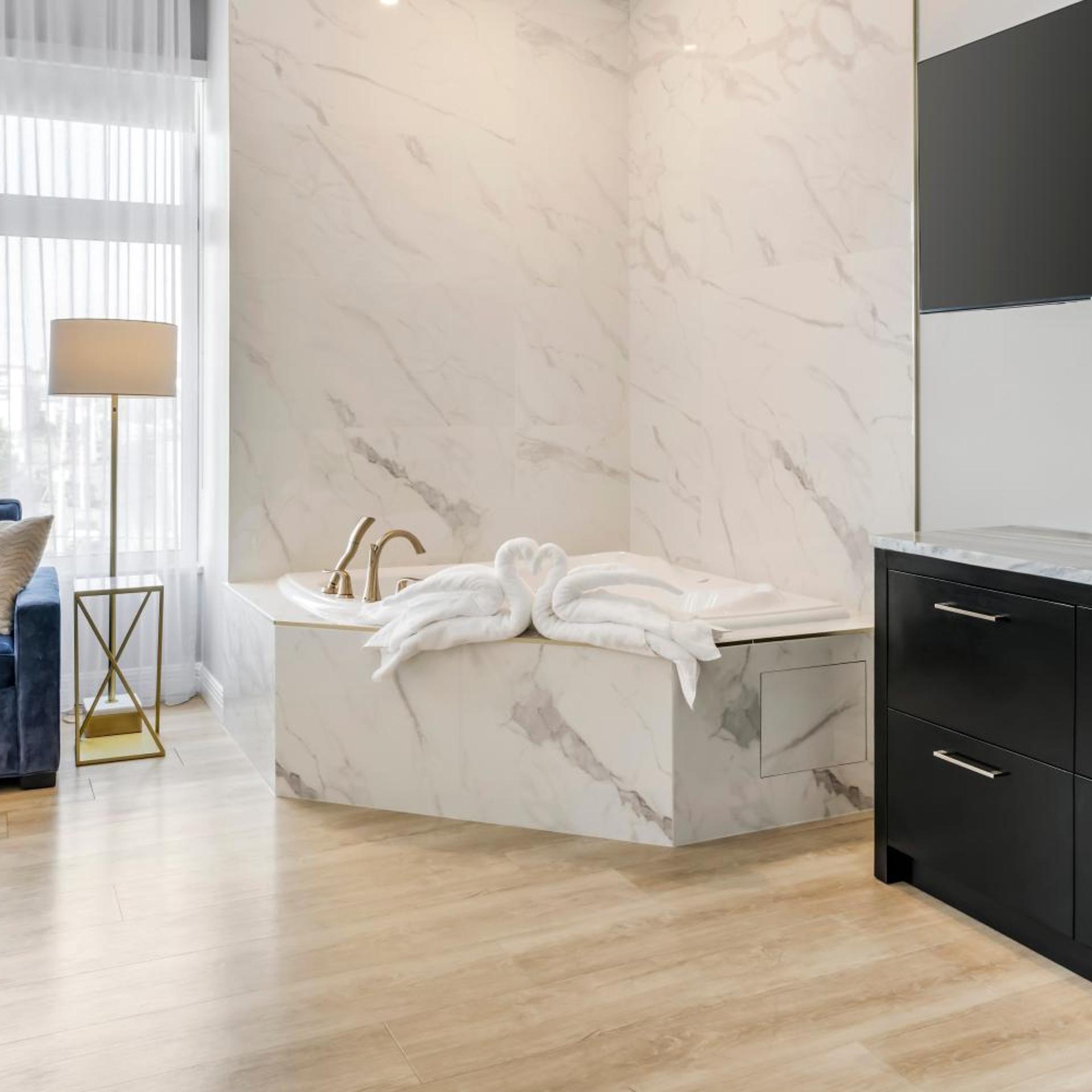 Efficiency, Family Suite, Superior