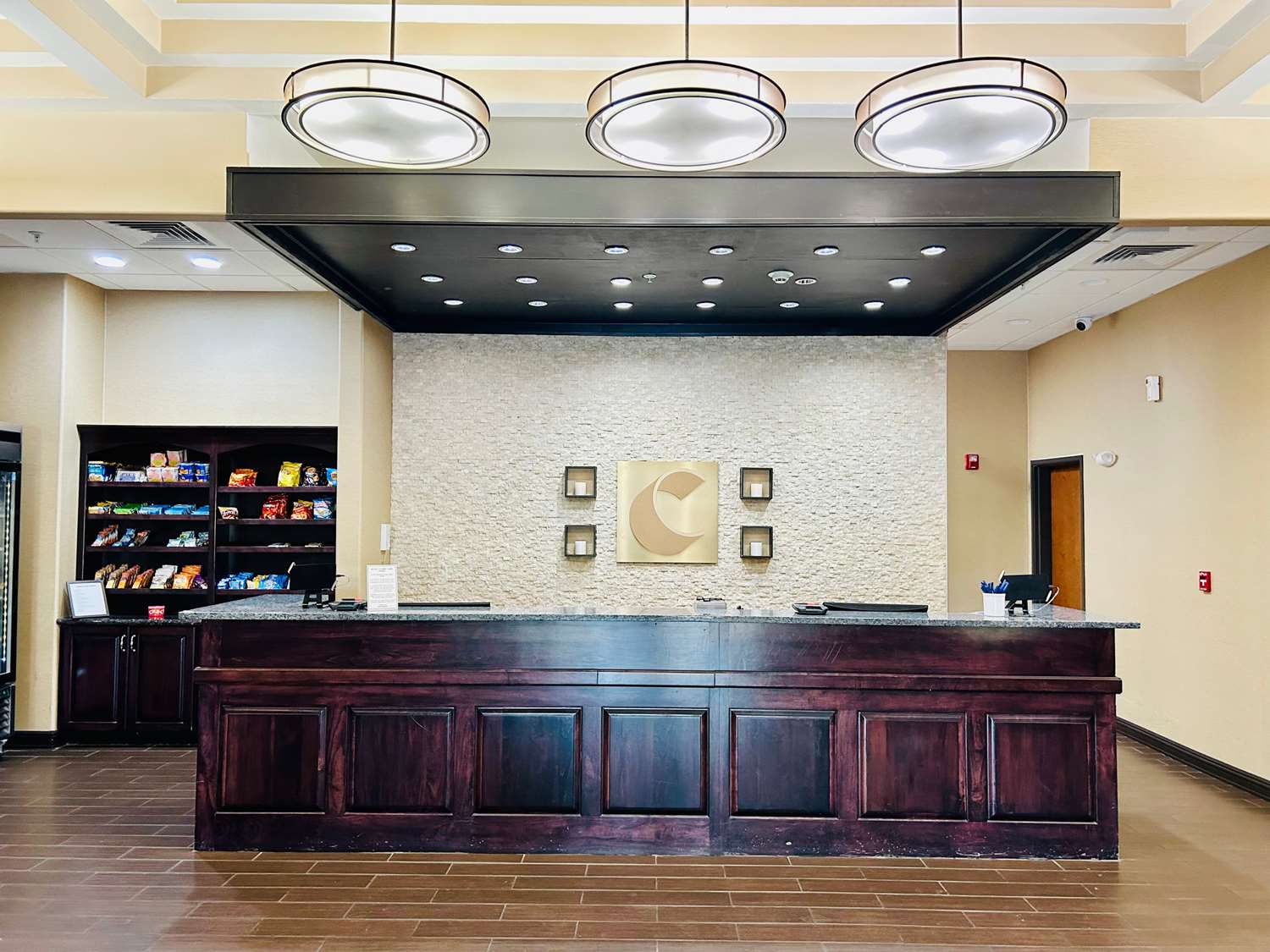 Comfort Inn & Suites Shawnee - Kansas City 5/28