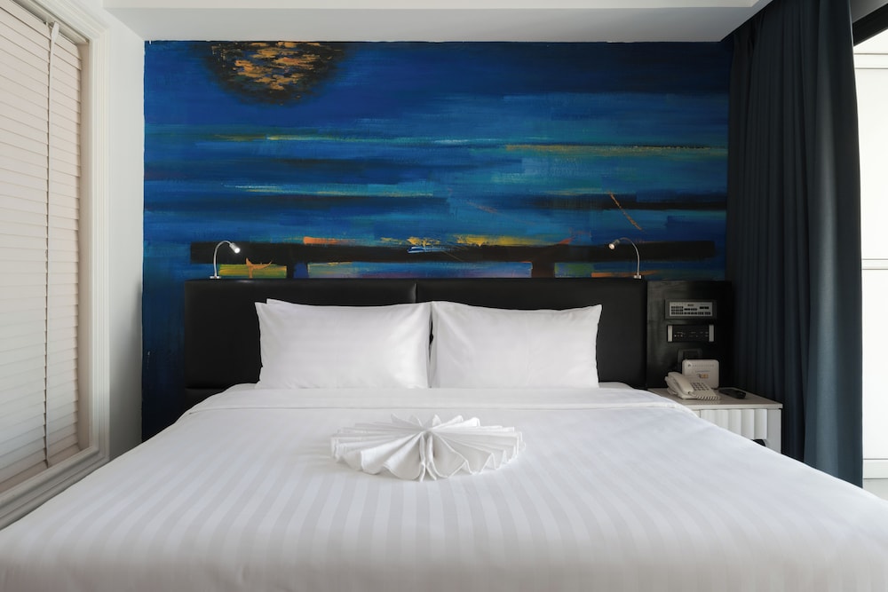 Skye Hotel Bangkok 28/58