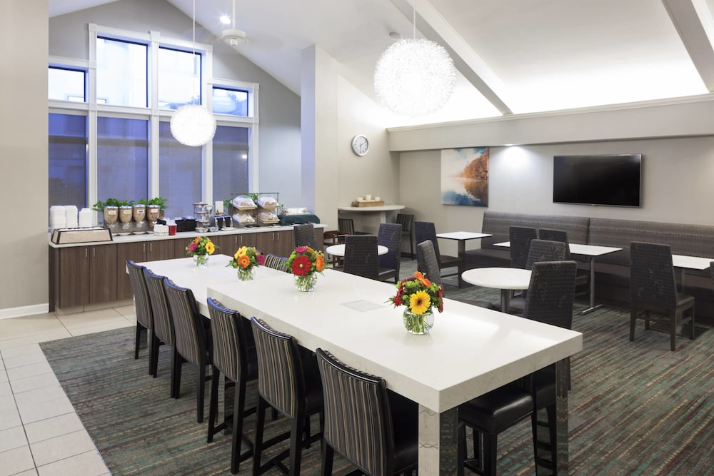 Residence Inn by Marriott Kansas City Overland Park 38/50