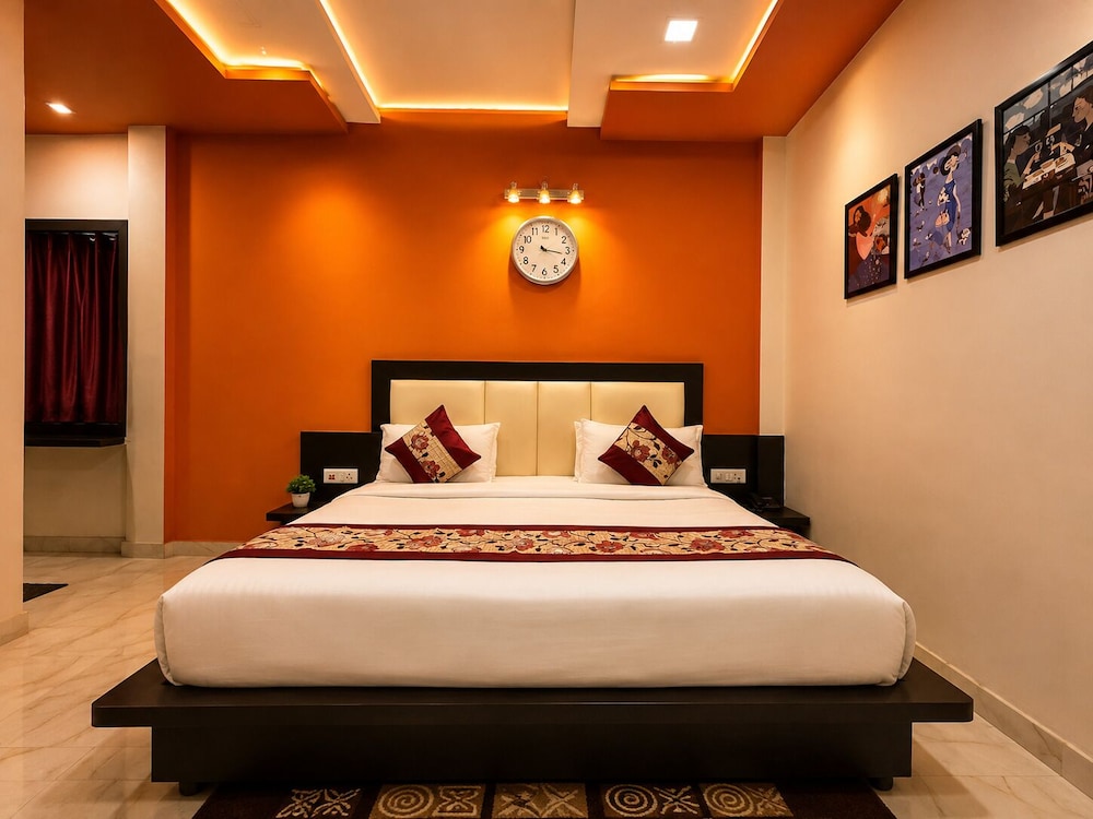 AARADHYA RESIDENCY 23/50