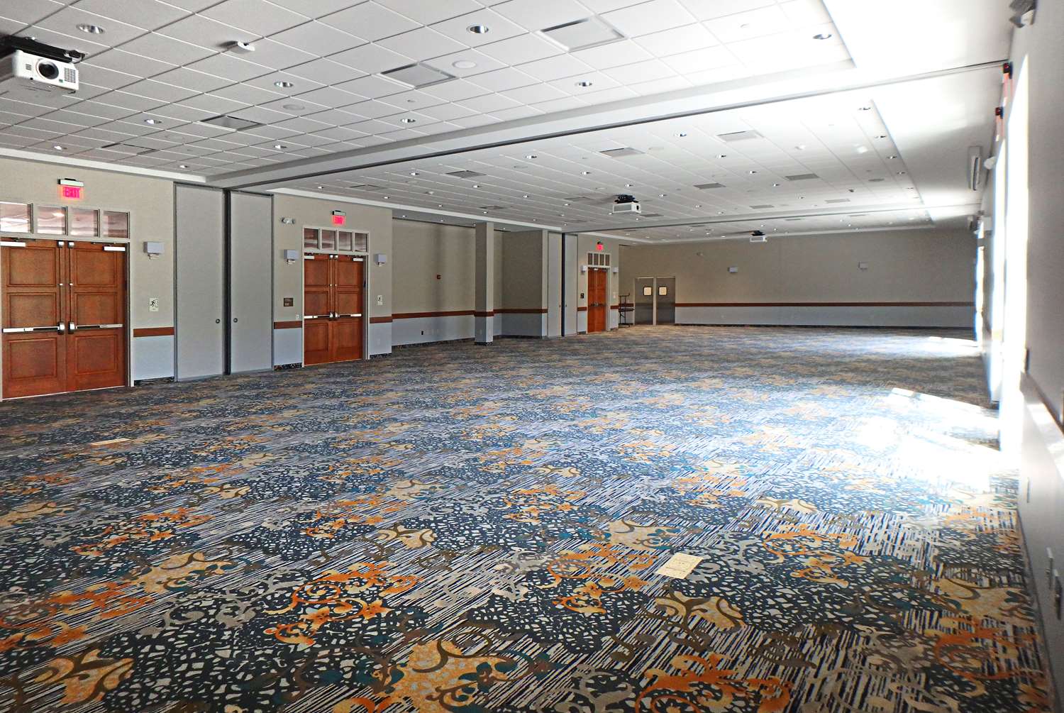 Wyndham Garden State College 40/47