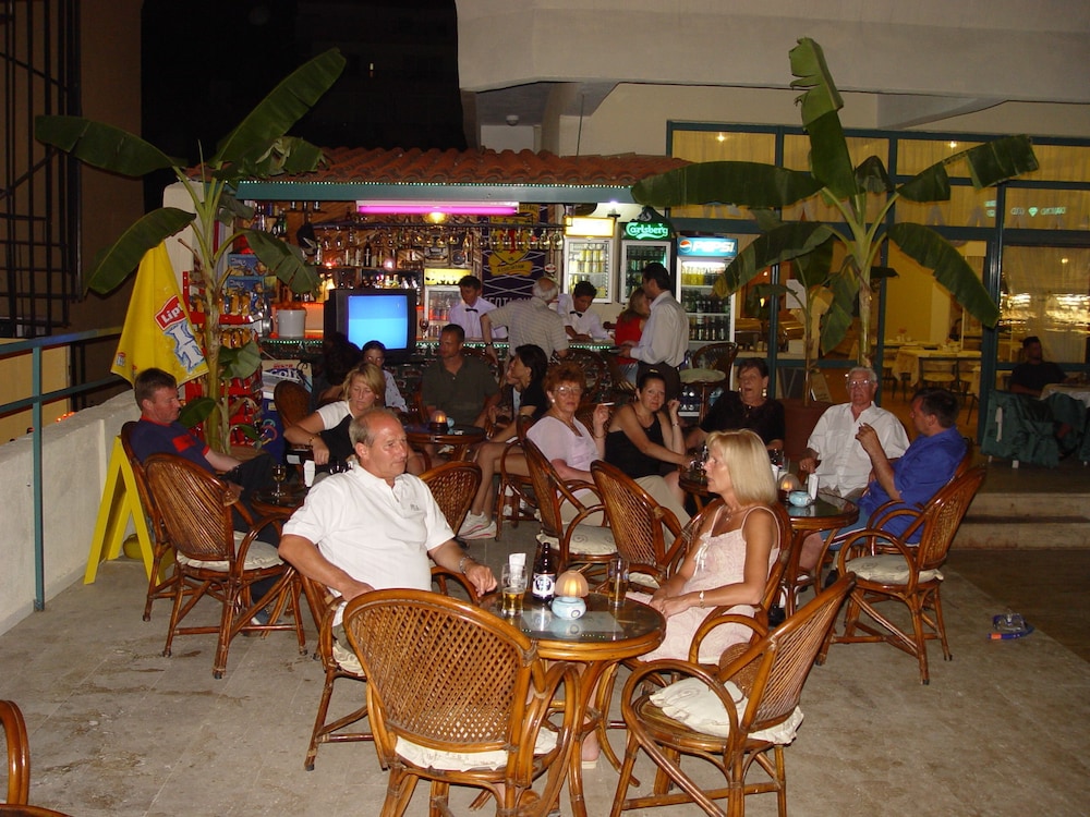 Hotel Amore Ex Adem And Eve 45/49