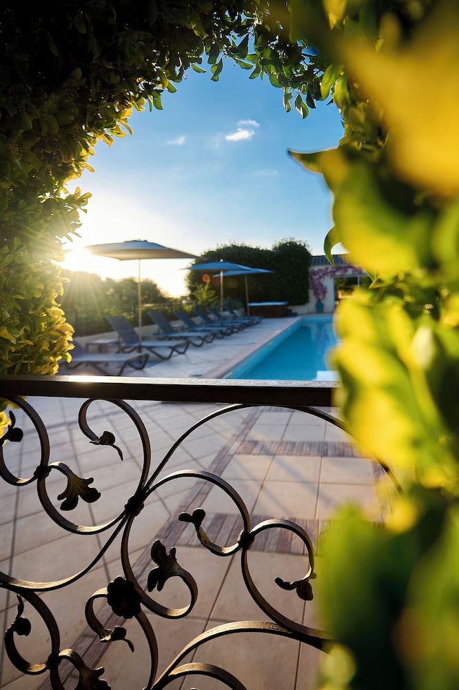 Hotel Les Jardins de La Madrague 2/65