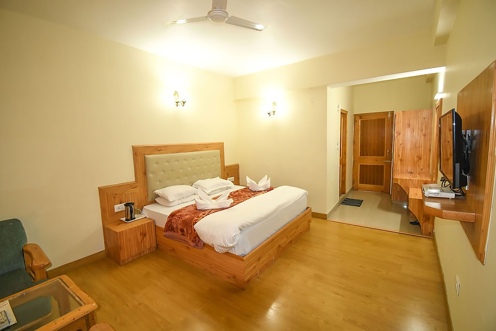 NEW AMBIKA INTERNATIONAL 20/53