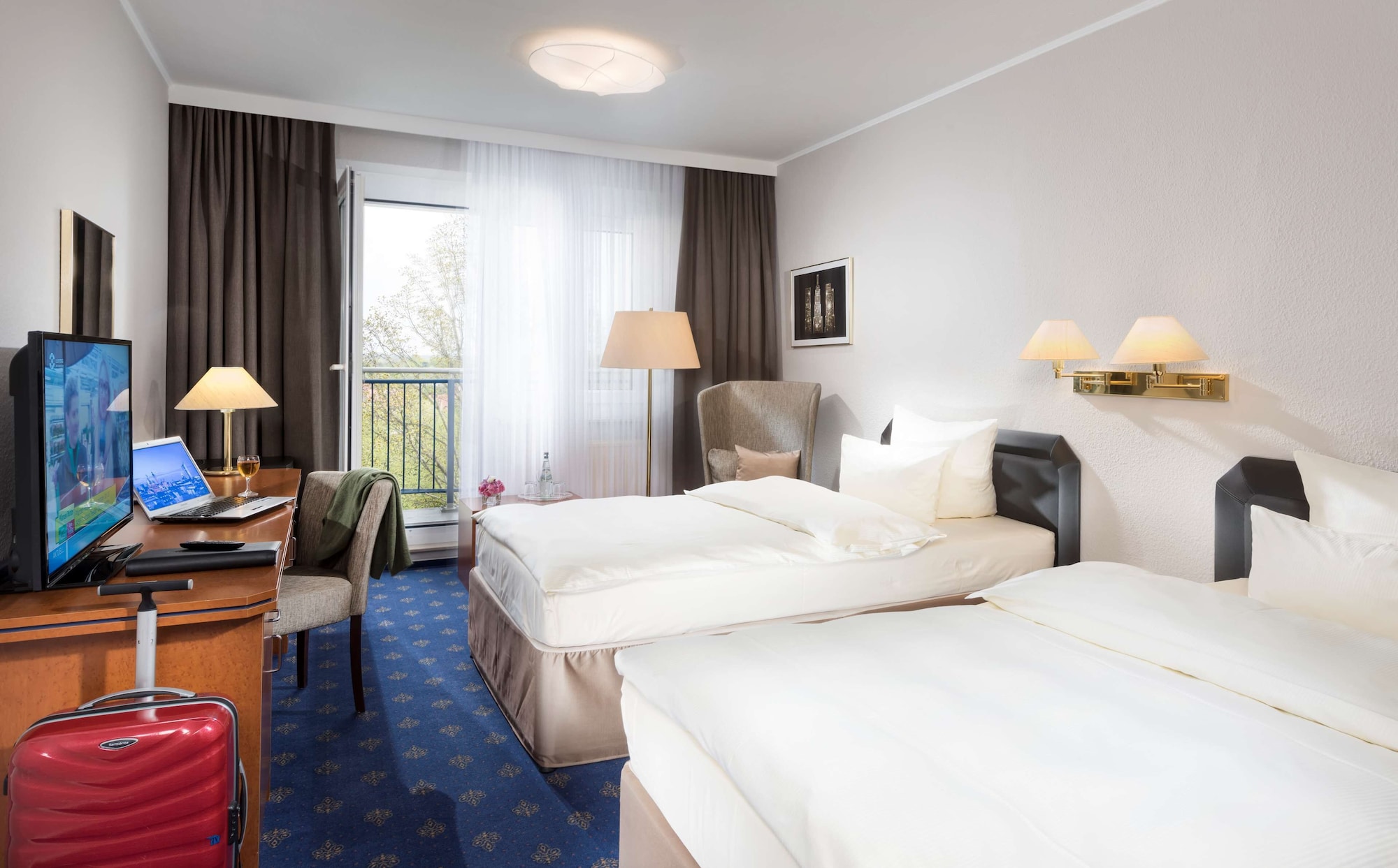 غرفة عائلية بسريرين منفصلين، Best Western Hotel Windorf 4/8