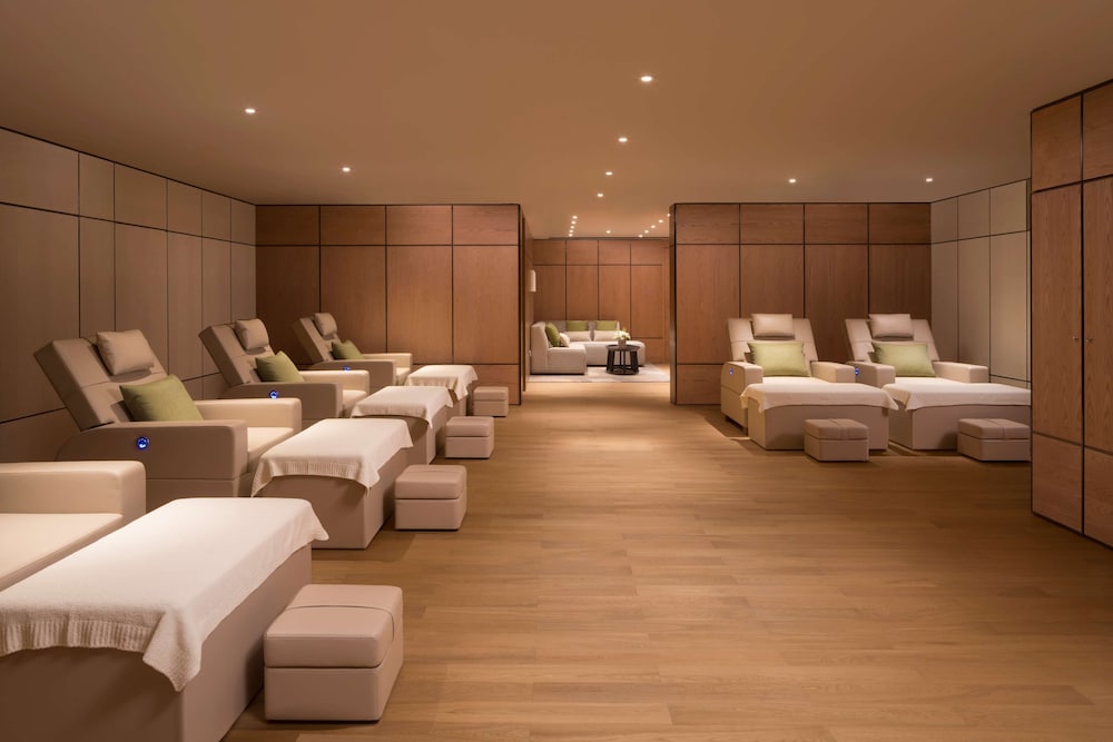 Hyatt Regency Shenzhen Airport 44/69