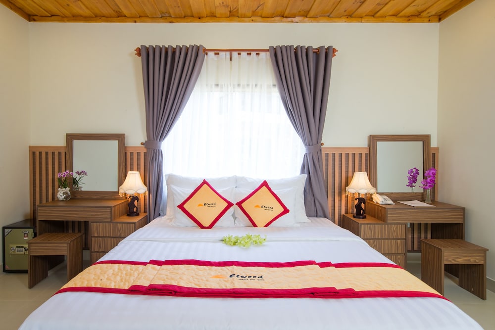 Elwood Premier Resort Phu Quoc 11/30