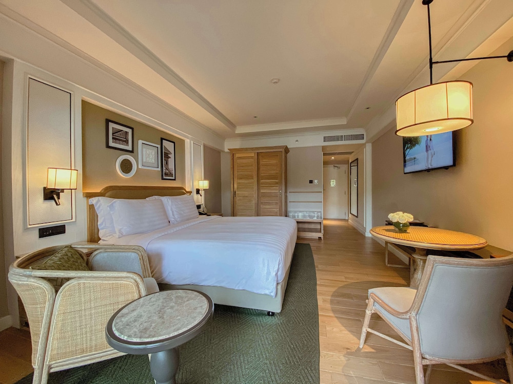 Dusit Thani Hua Hin 29/94