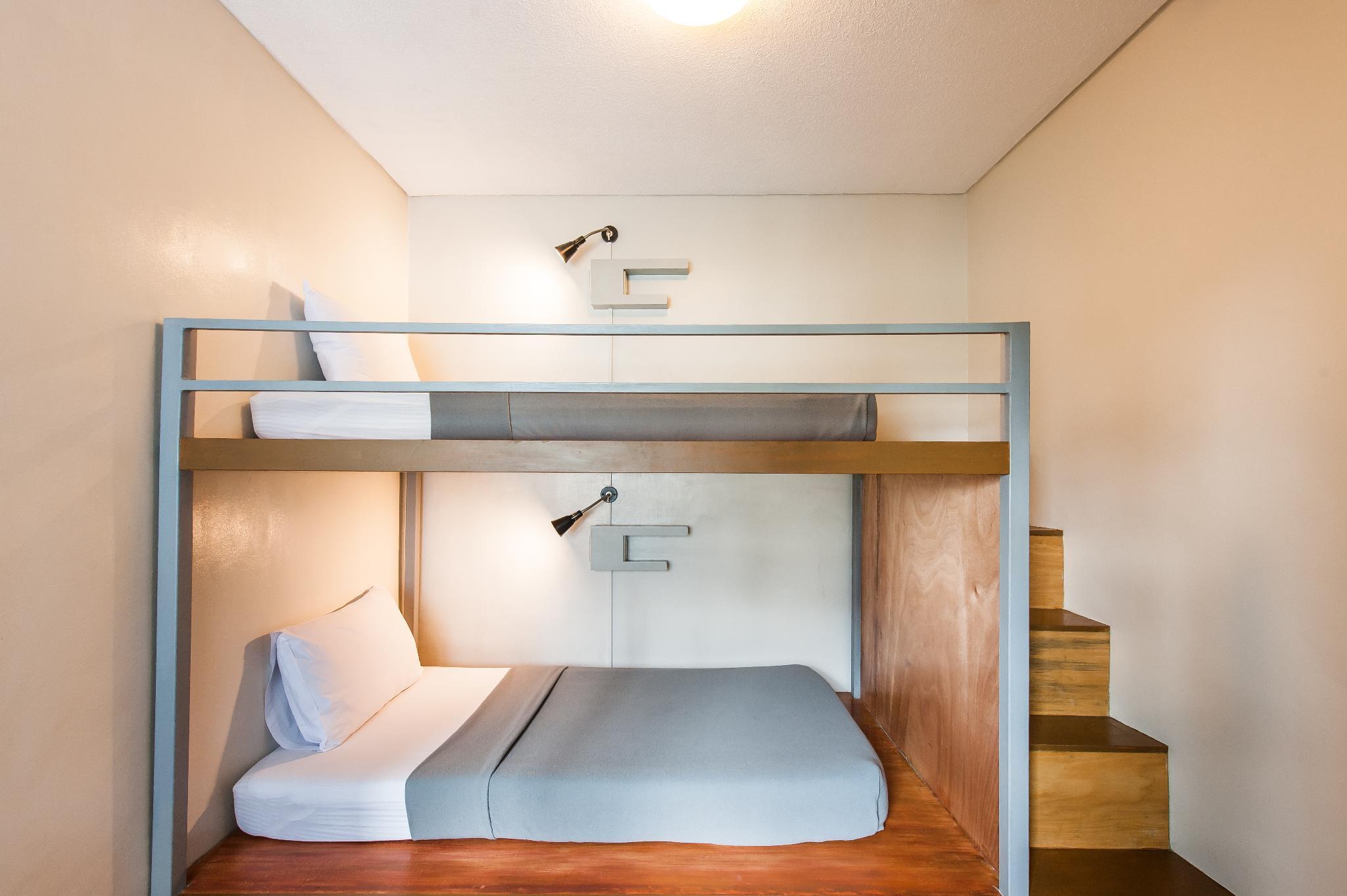 Private, Bunk Bed