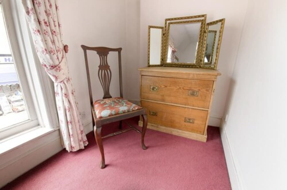 The White Hart Inn 33/55