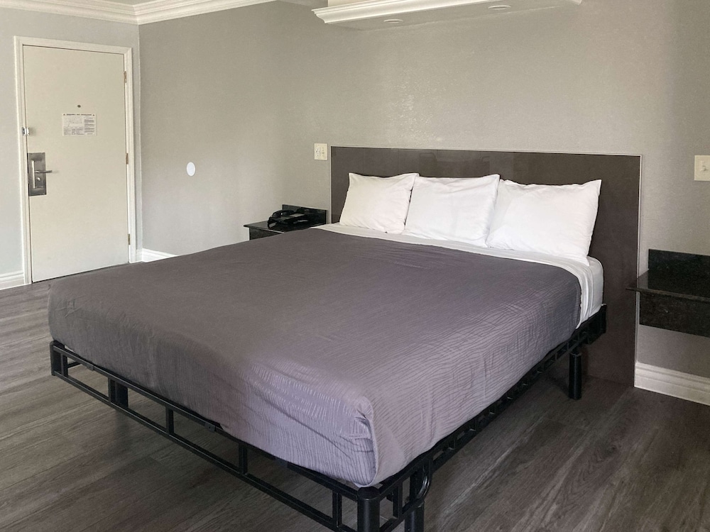 Motel6 Glendale, CA – Pasadena Burbank Los Angeles 21/46