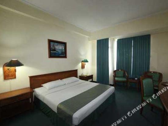 Bintang Sintuk Hotel 9/23