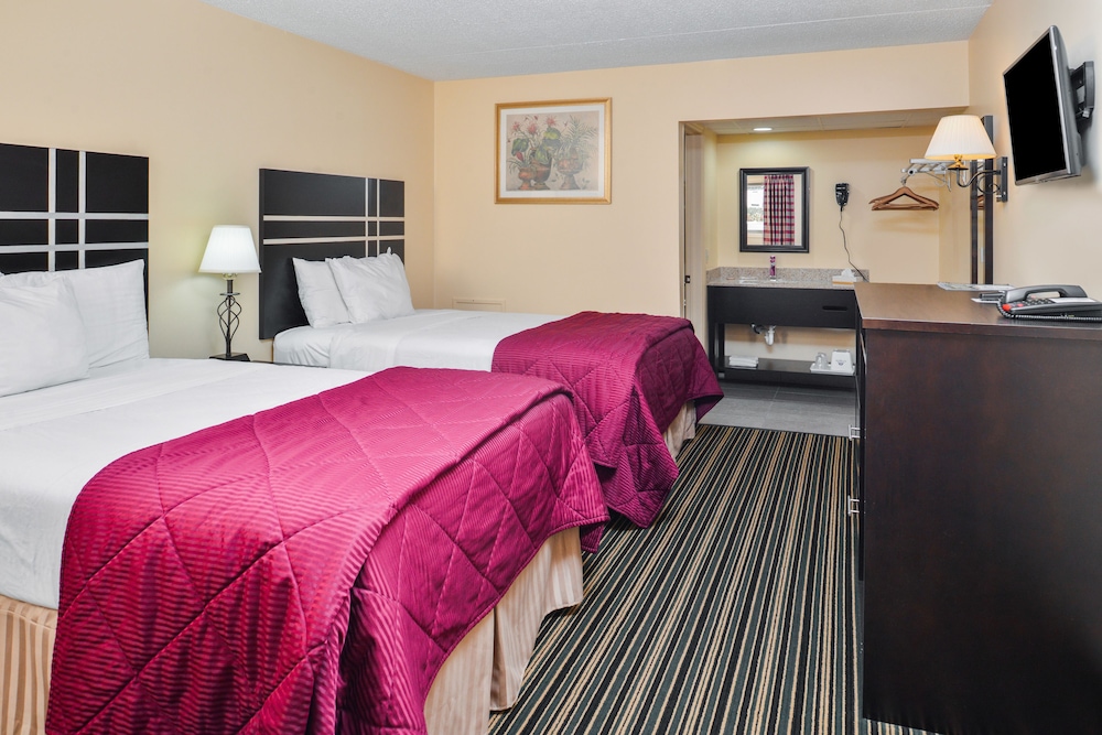 Soudersburg Inn & Suites Lancaster 26/50
