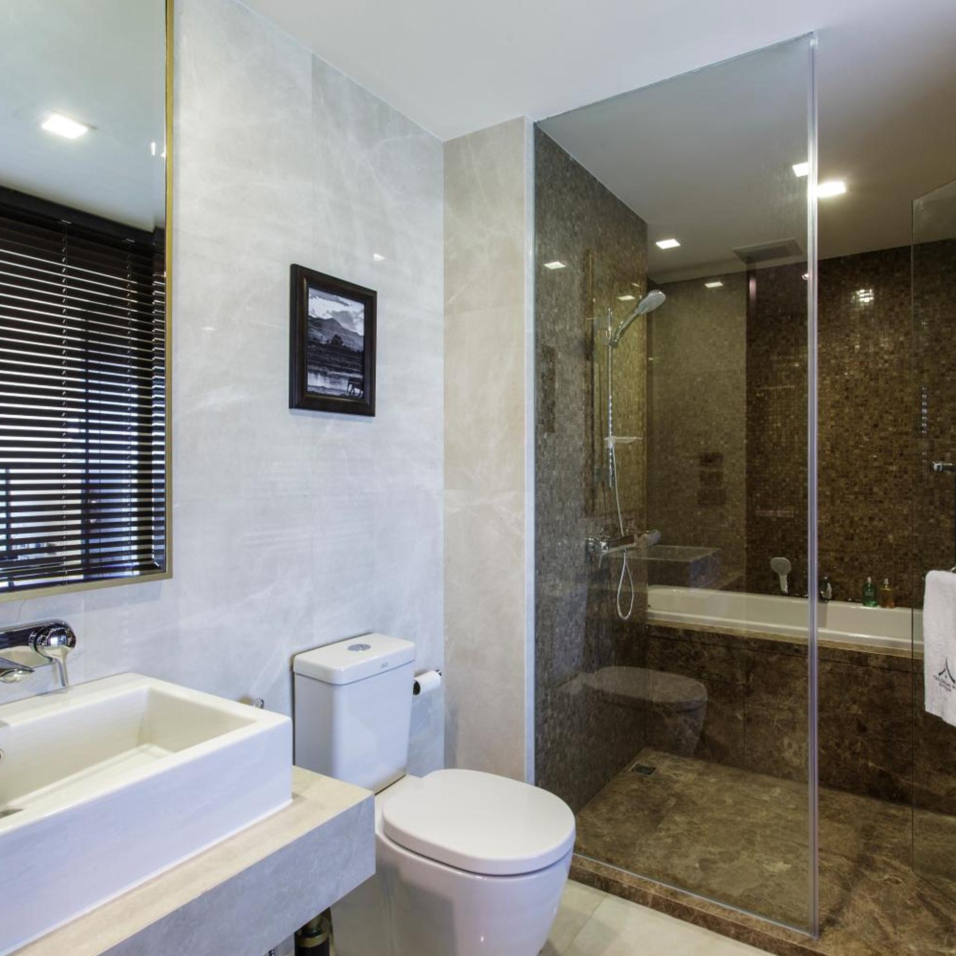 2 Bedrooms, Penthouse, 2 Bathrooms