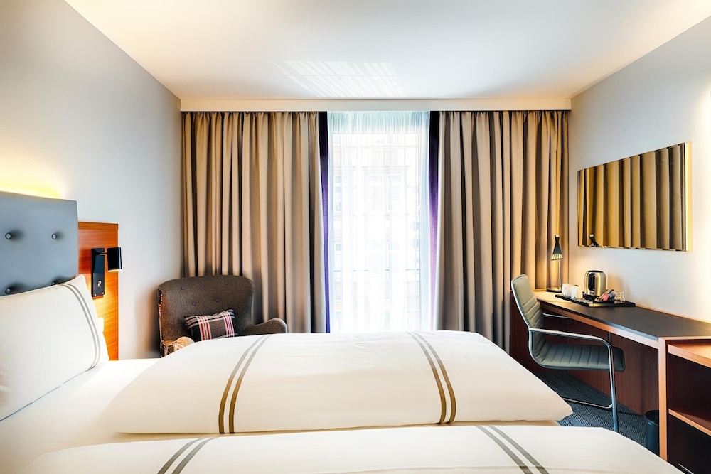 Premier Inn Frankfurt City Europaviertel 30/56