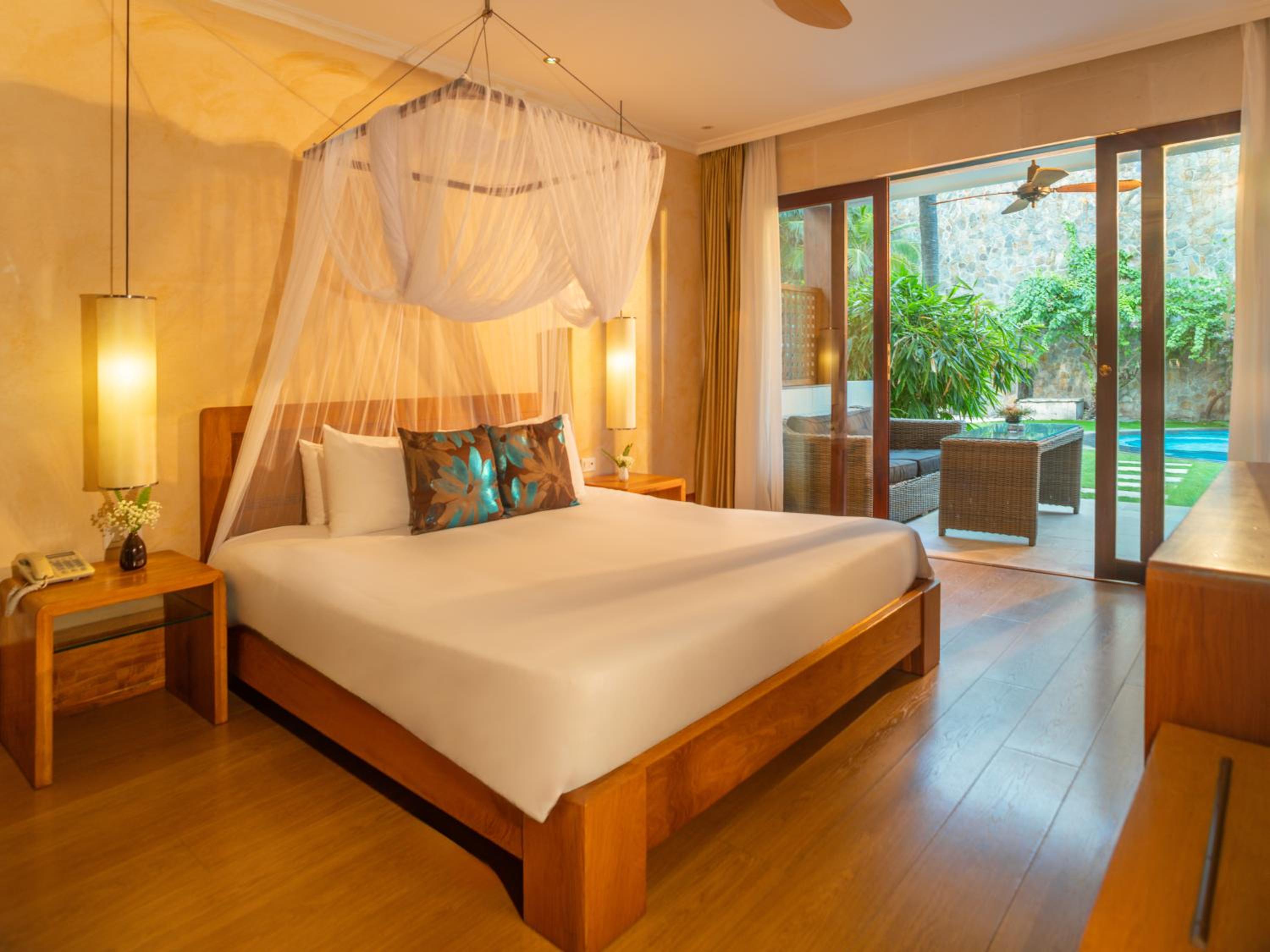 Room, Double Bed, Pool Access