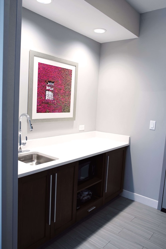 Hampton Inn Des Moines Urbandale 12/44