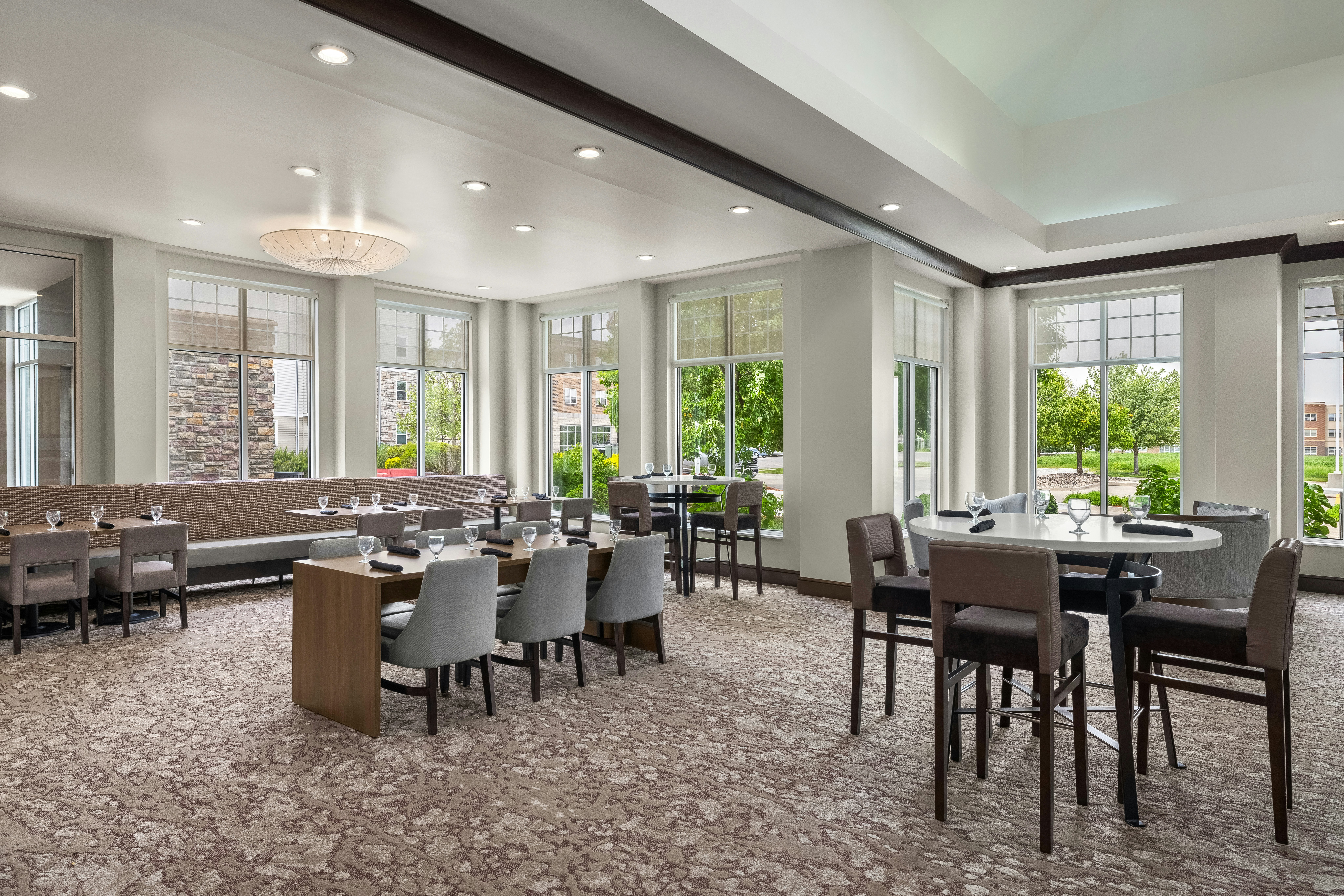 Hilton Garden Inn Ames 24/39