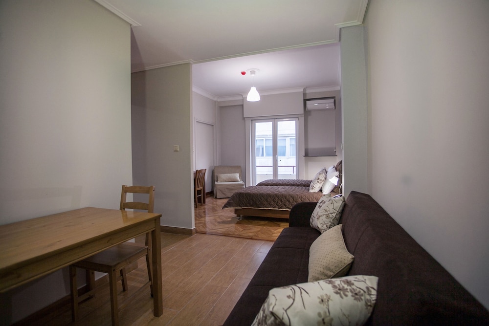 Ambrosia Suites 20/60
