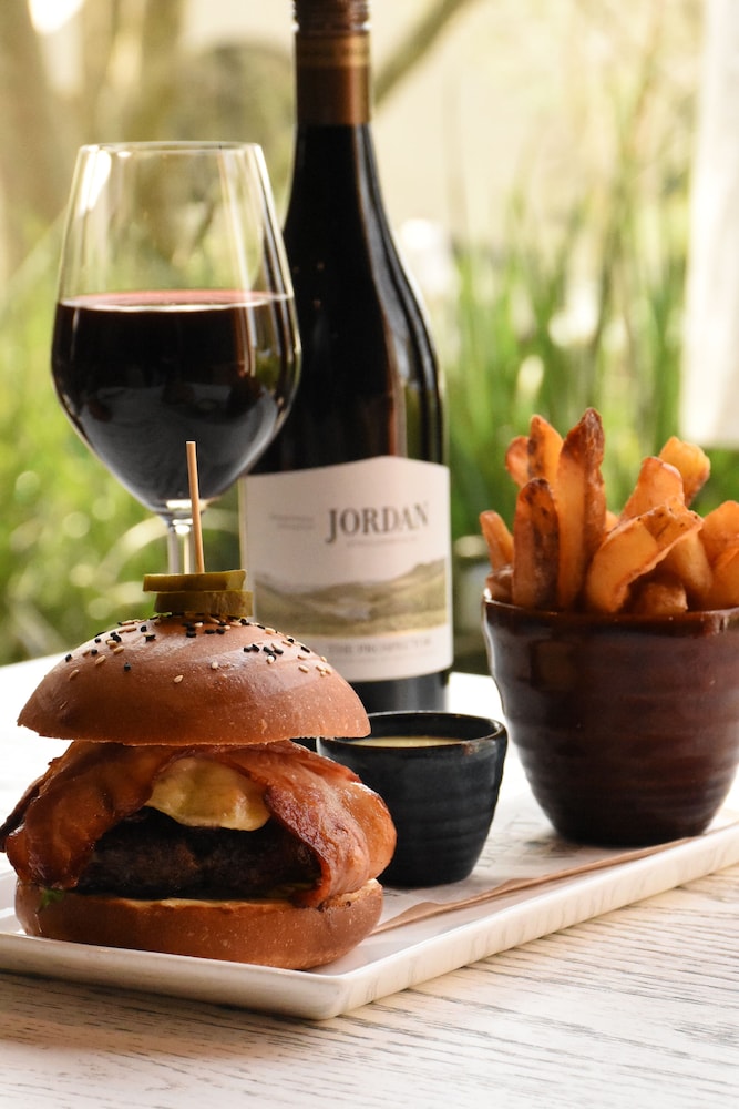 Jordan Wines Luxury Suites photo2