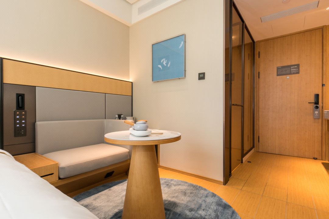 Ji Hotel (Shanghai Gubei Fortune Center) 22/22